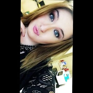 Meet your Posher, Ashton